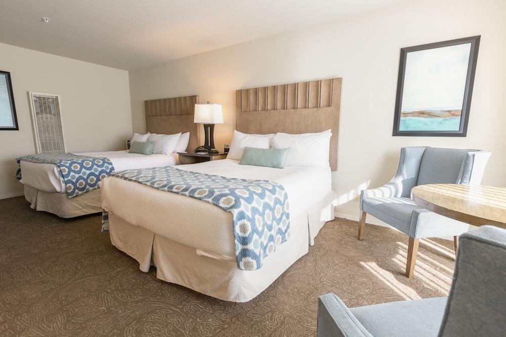Cambria Landing Inn And Suites Екстер'єр фото