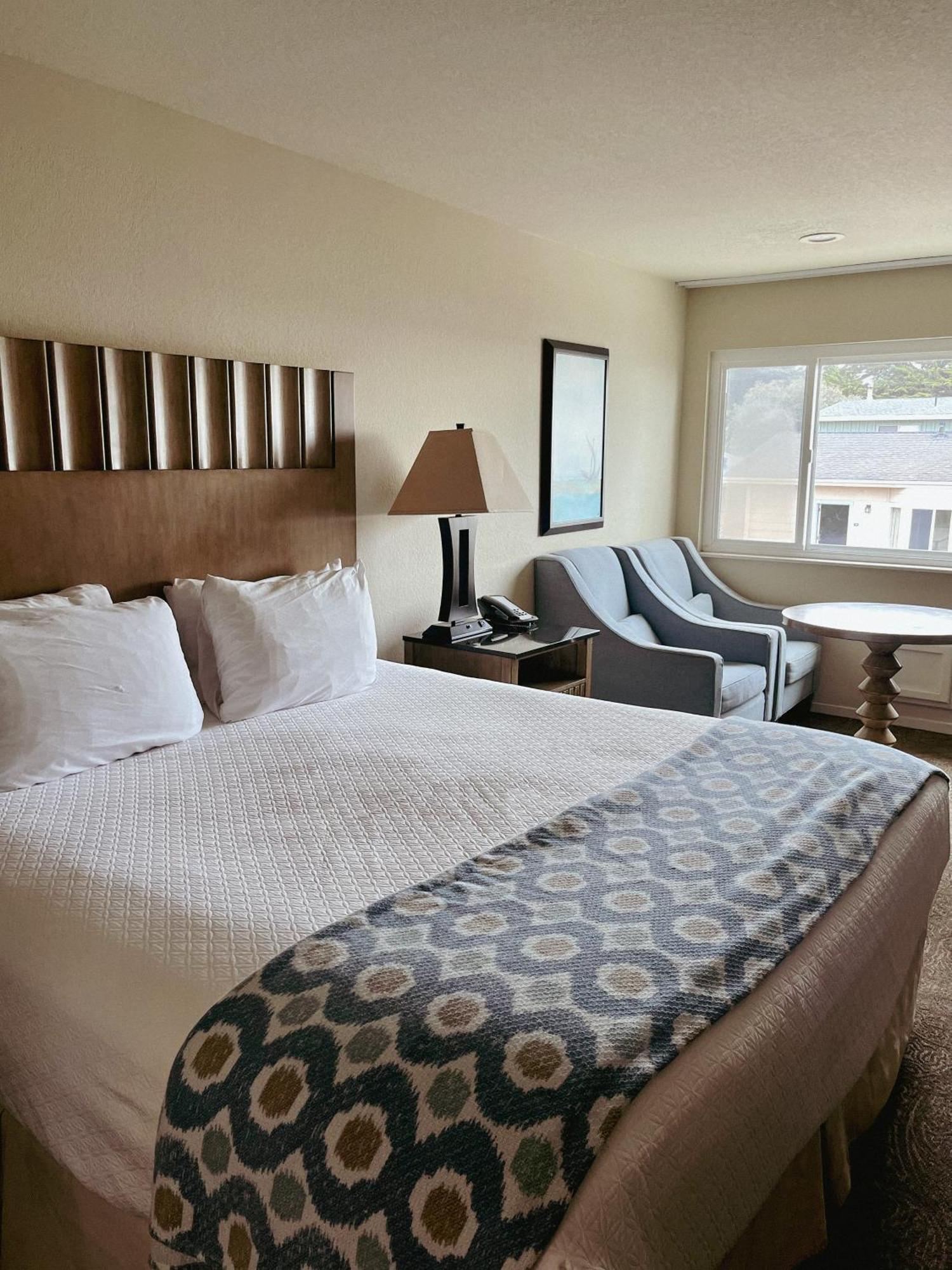 Cambria Landing Inn And Suites Екстер'єр фото